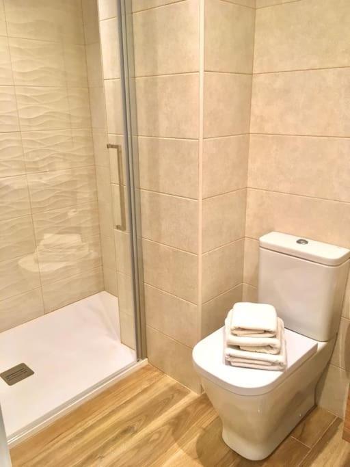 Rocamar Centro Playa San Lorenzo - Parking Gratuito Gijón Kültér fotó